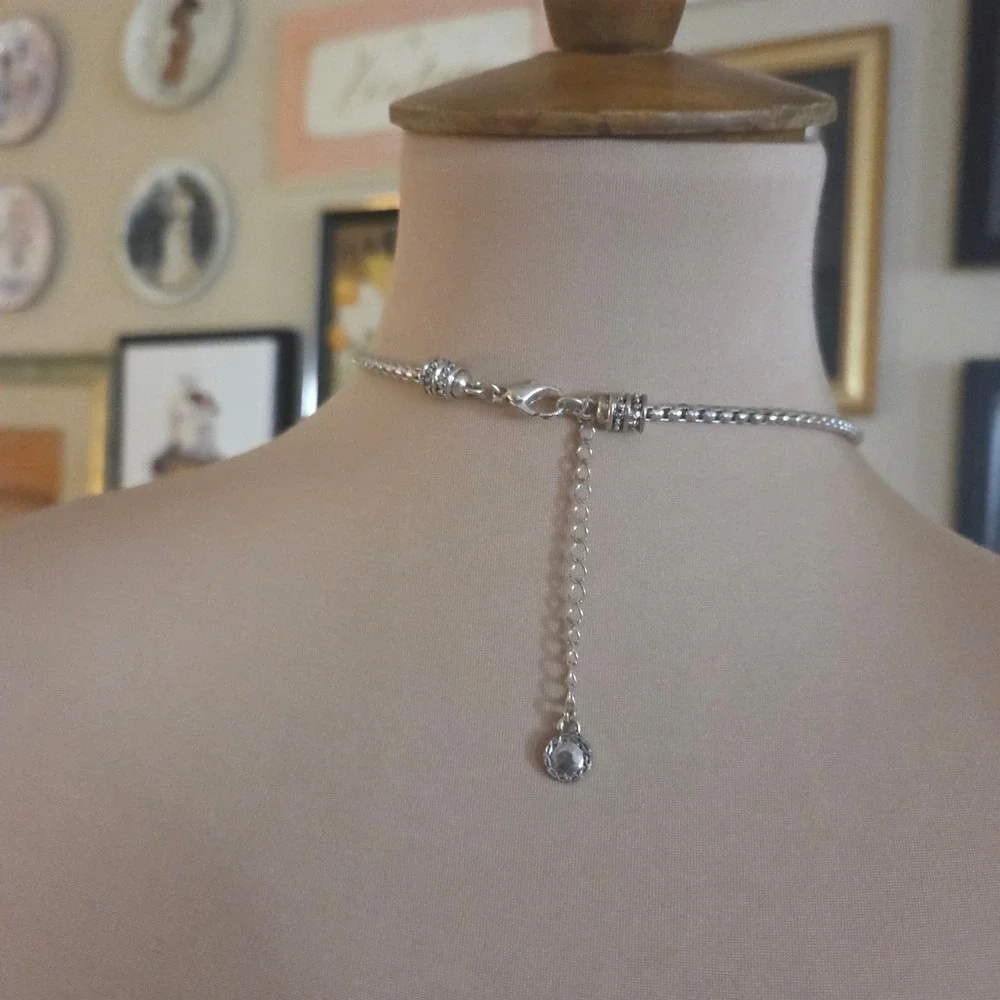 N/A ornate silver